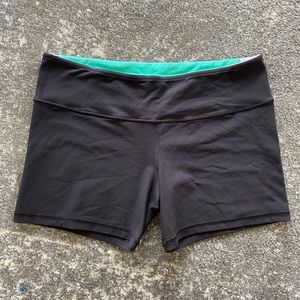 Lululemon Reversible Black Shorts - Size 12